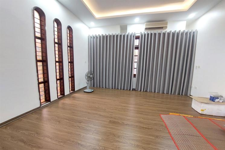 Bán nhà mặt phố Ngọc Lâm, Long Biên 68m2, 5 tầng, giá chỉ nhỉnh 20 tỷ