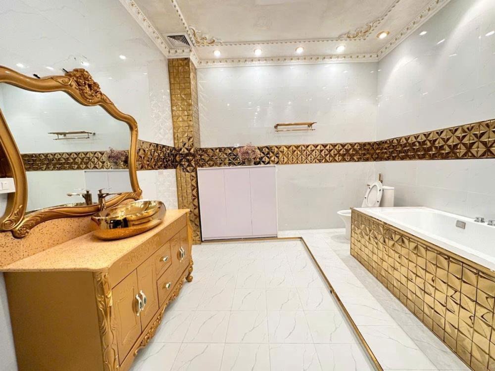 Nhà phố Đống Đa View Hồ Hoàng Cầu - Kinh Doanh - 6 Tầng - Giá 32 tỷ