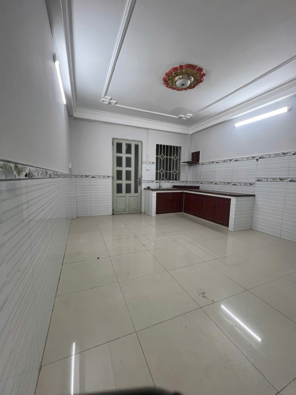 Cho Thuê Nhà Nguyên Căn Bình Tân - Vị Trí Đắc Lợi, Giá Tốt