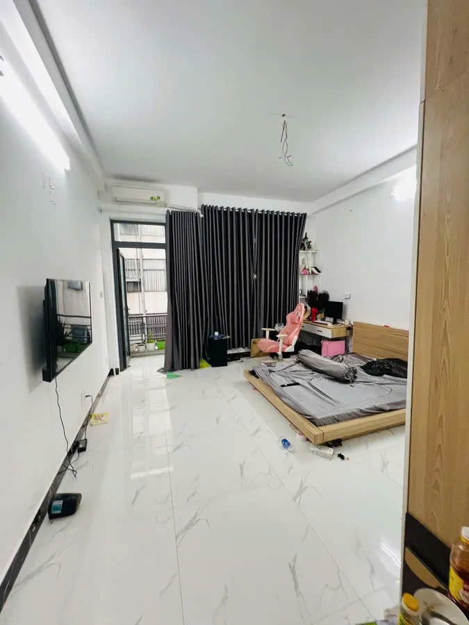 Nhà Phố 5 Tầng Tân Phú - Giá 10.5 Tỷ - Hẻm 7m - 6 Phòng Ngủ