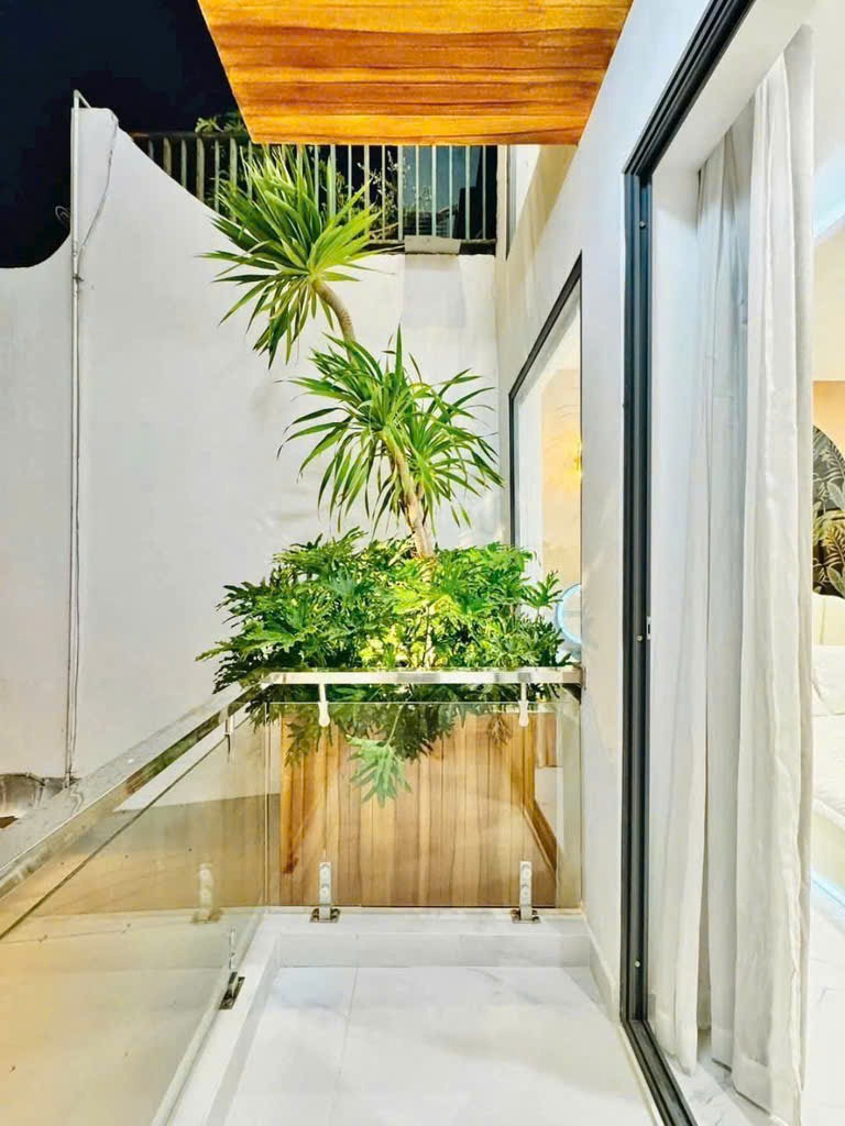 Biệt Thự Phố Gò Vấp 5 Tầng Thang Máy - Vị Trí Đẹp, Nội Thất Cao Cấp