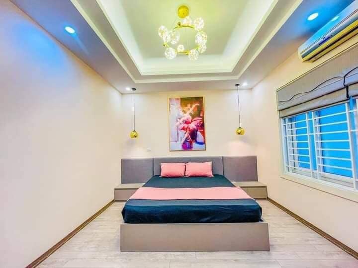 Bán nhà phố Thụy Khuê - 32m2, 4 tầng, ô tô vào cửa - Giá 6.89 tỷ