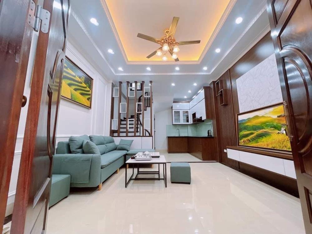 Bán nhà phố Thụy Khuê - 32m2, 4 tầng, ô tô vào cửa - Giá 6.89 tỷ