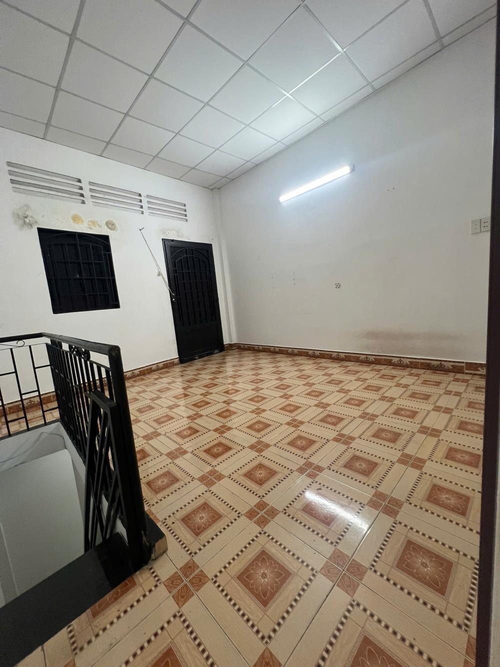 🏠 Cho Thuê Nhà Nguyên Căn Bình Tân - 8 triệu/tháng - Vị Trí Đắc Địa