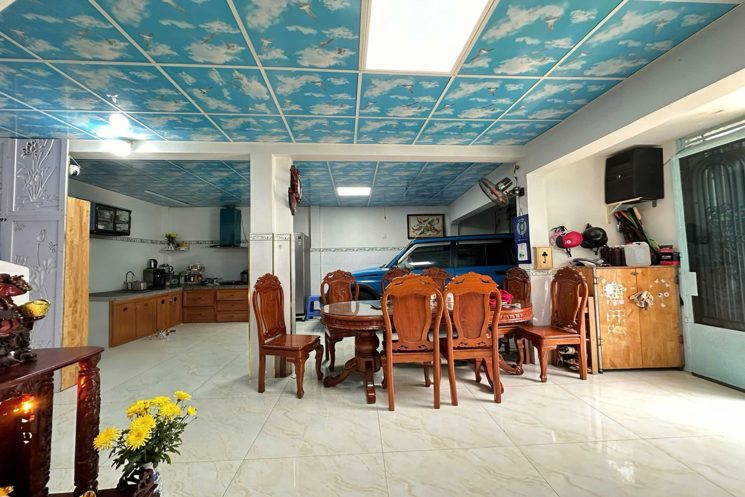Hẻm Ô Tô Nơ Trang Long Bình Thạnh
