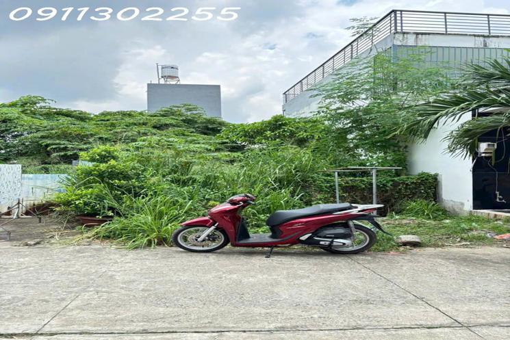 Đất đẹp mặt tiền hẻm 1 xẹt Hoàng Hữu Nam –  Long Thạnh Mỹ Giá chỉ hơn 5 tỷ