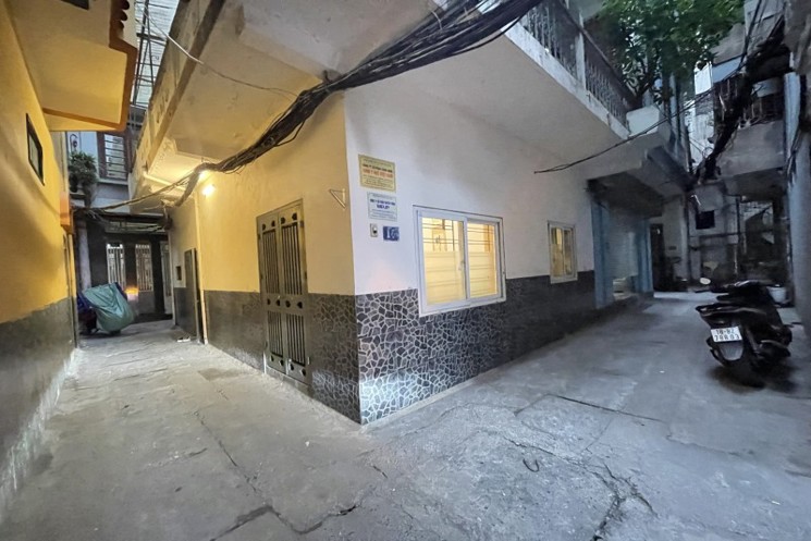 BÁN NHÀ LÔ GÓC 3 MẶT THOÁNG – Ô TÔ ĐỖ CỬA – KINH DOANH – NGÕ THÔNG ĐẸP, PHỐ DƯƠNG QUẢNG HÀM