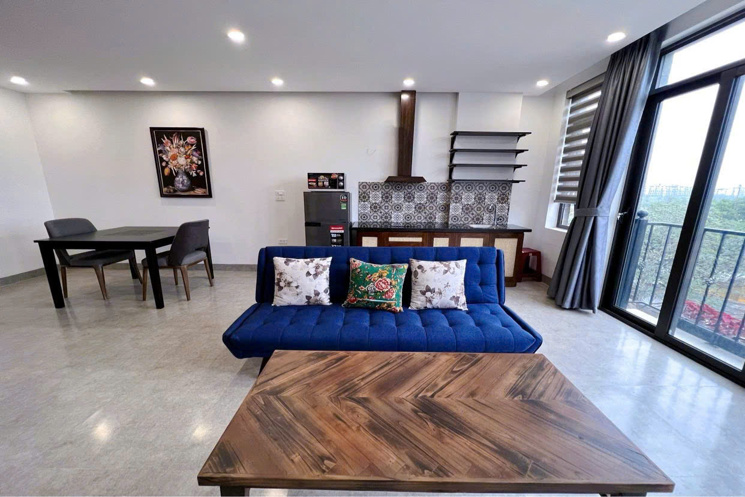Bán nhanh Homestay Hồng Tiến Long Biên 140m2 7 tầng thang máy 160tr/th