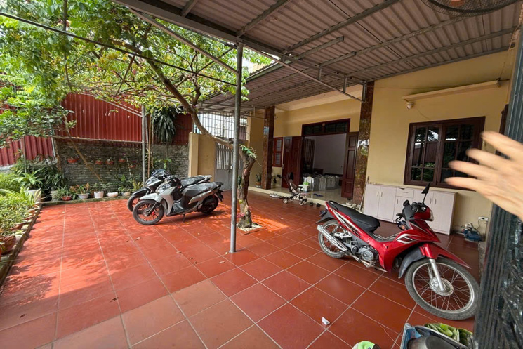 🏫💥💥NHÀ VƯỜN -  PHÂN LÔ - 2 MẶT NGÕ - VIEW HỒ - Ô TÔ - Ở SƯỚNG.💥💥Giá : nhỉnh 13 tỷ