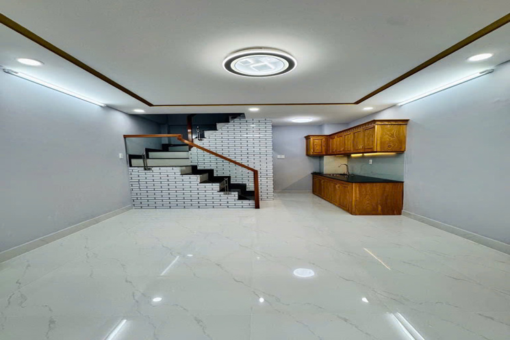 bán nhà khu VIP Quận 10 hơn 6 Tỷ