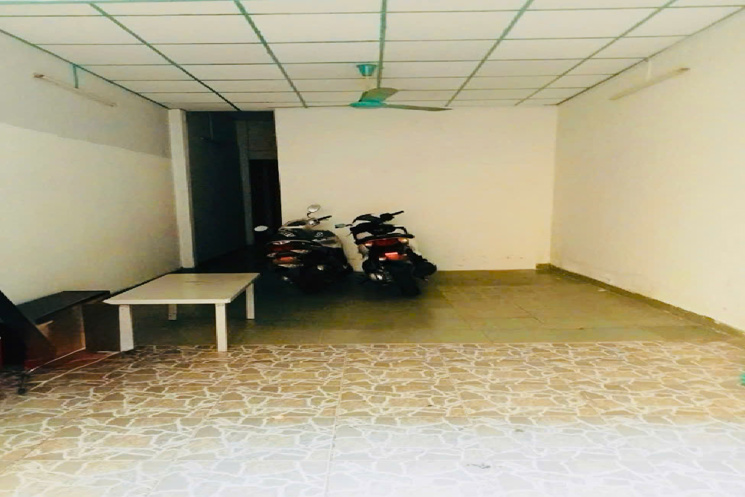 HẺM LẠC LONG QUÂN – NHÀ CŨ 101M² – NỞ HẬU – DÒNG TIỀN 12TR/THÁNG – CHỈ 7.5