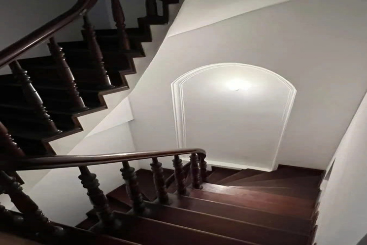 Phân lô Huỳnh Thúc Kháng, Đống Đa, 52m2 x 5T, gần Oto tránh, 14 tỷ