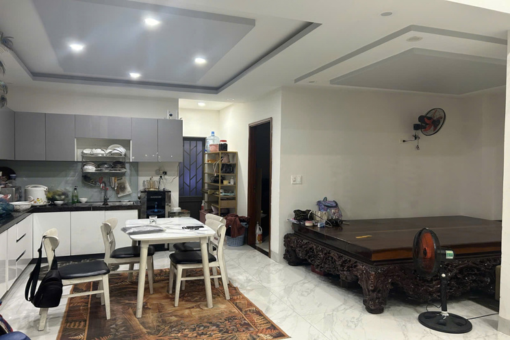 NHÀ CHÍNH CHỦ CẦN BÁN – DŨNG SĨ THANH KHÊ – GẦN BIỂN – KINH DOANH TỐT

🏠 Thông tin nhà:
   •