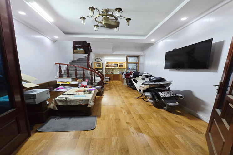 Bán nhà 3 tầng phố Vũ Tông Phan, Thanh Xuân, diện tích 23m2, Giá 2.8 tỷ
