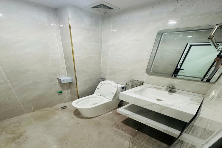 PHÂN LÔ – VỈA HÈ – THANG MÁY – Ở NGAY – KINH DOANH ĐỈNH – PHÚ DIỄN 40M² – 6 TẦNG – 13.9 TỶ
