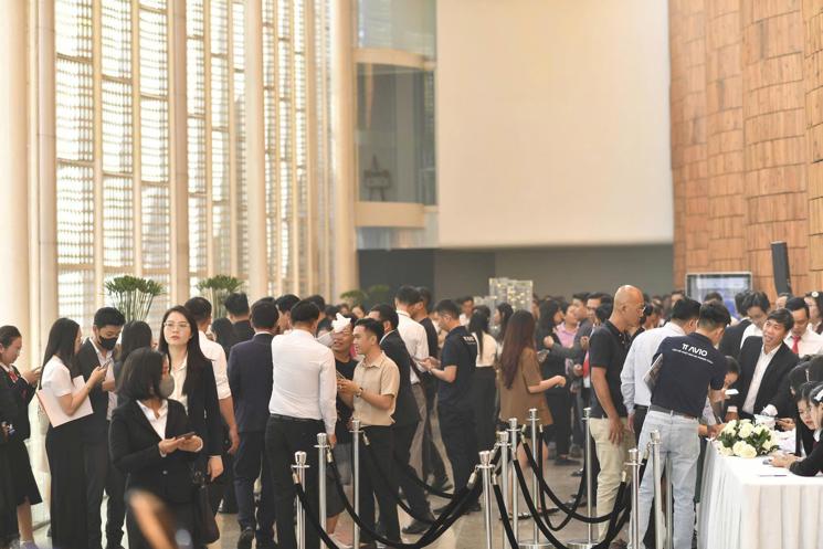 TT AVIO cạnh Vincom Dĩ An chỉ 9 triệu/ tháng mua nhà dễ như mua xe hơi