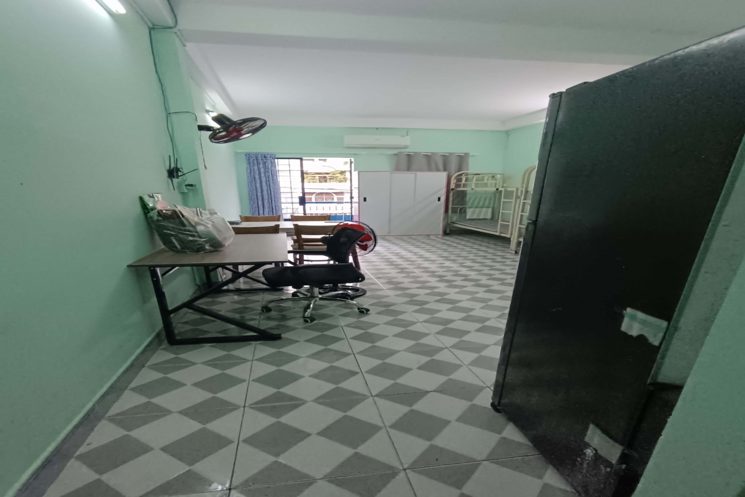 Cho Thuê phòng mặt tiền Đinh Bộ Lĩnh, P.26, 50m2, có ban công,đủ nội thất, 6tr