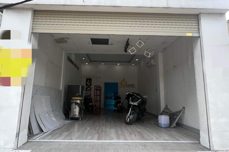 Mặt bằng riêng biệt Đinh Bộ Lĩnh, 4x10m, 8tr