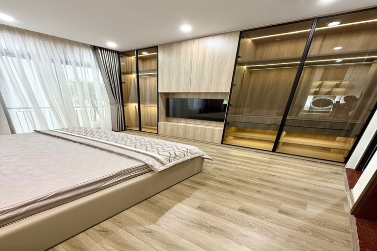 BÁN CĂN NHÀ ĐẸP, 5 TẦNG 47M2 NGỌC THỤY LONG BIÊN