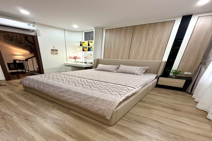 BÁN CĂN NHÀ ĐẸP, 5 TẦNG 47M2 NGỌC THỤY LONG BIÊN