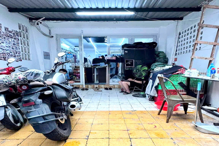 BÁN NHÀ QUẬN 3- HẺM XE HƠI 8M THÔNG- NGUYỄN ĐÌNH CHIỂU- 4M x 19M- 3 TẦNG SƠN SỬA XÂY MỚI: CHỈ 19 TỶ