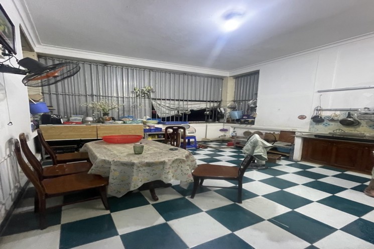 BÁN NHÀ PHỐ DƯƠNG QUẢNG HÀM, CẦU GIẤY: 100M2, 4 TẦNG, 4 NGỦ, SỔ ĐỎ CHÍNH CHỦ, GIÁ CHỈ 42 TỶ - GỌI