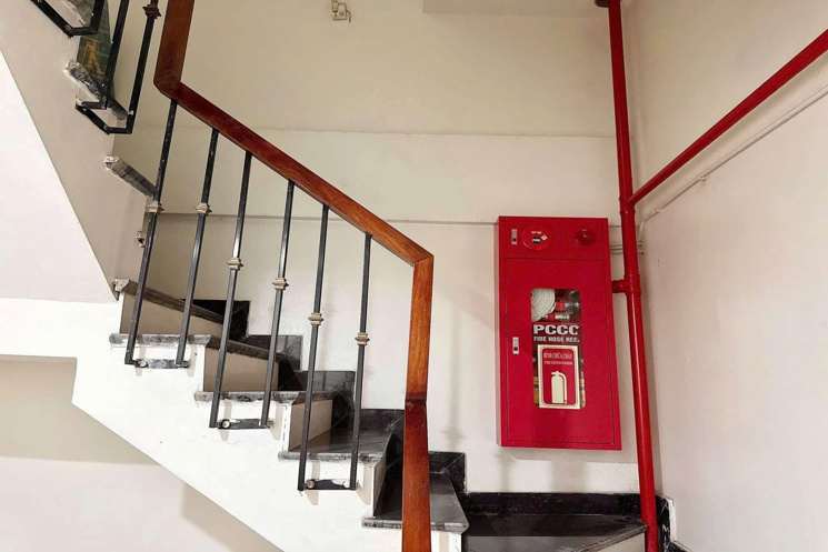 BÁN TOÀ CCMN MẶT NGÕ THÔNG PHỐ CỔ NHUẾ 65M2 - 6 TẦNG THANG MÁY - GIÁ 13.5 TỶ