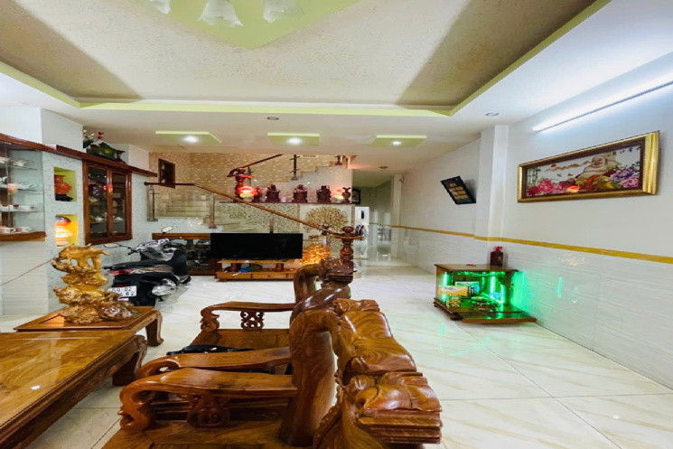 MẶT ĐƯỜNG VĂN CAO – NỞ HẬU ĐẸP – NỘI THẤT GỖ XỊN – 313M² SÀN. NHỈNH 17