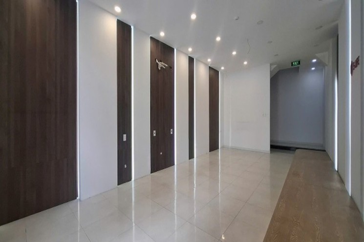 ♣ MT Nguyễn Tri Phương 2 mặt thoáng, gần cổng Sân Bay, 160m2, 2 tầng thông sàn, KD VIP, 15.x tỷ