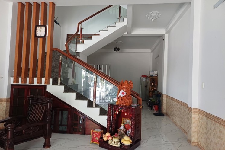 ♣ MT đường 5.5m gần Chợ Hoà Cường, Châu Thượng Văn,67m2 3 tầng sạch đẹp, 5.x tỷ