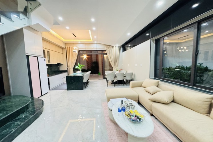 ► Nhà Mai Lão Bạng, gần Bạch Đằng, 108m2, ngang 5.5m, 3 mê mới tinh, Hiện Đại, Nội Thất Ngoại, 6.37