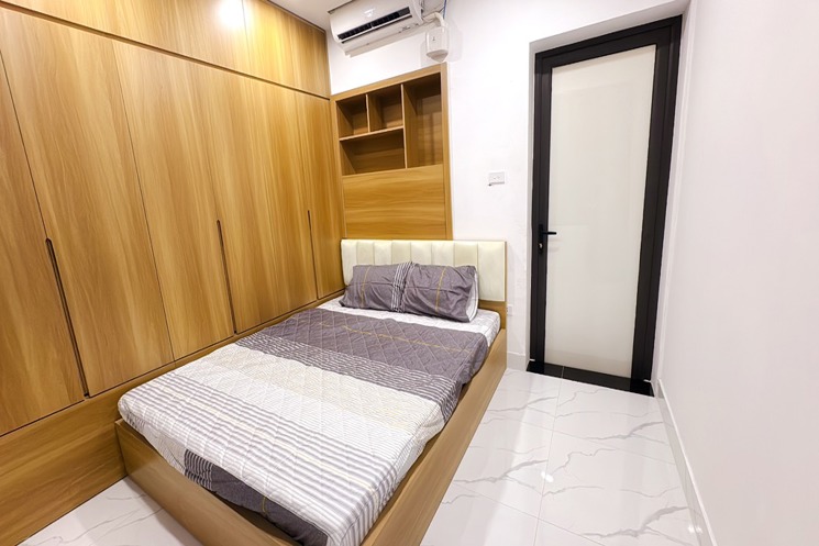 CHUNG CƯ CẦU GIẤY- VIEW PHỐ  - FULL NỘI THẤT - Ô TÔ ĐỖ -3.98T- Ở NGAY !!!