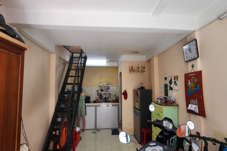 ♣ 2.22 tỷ Nhà kiệt 2.5m gần Nguyễn Văn Linh Phan Châu Trinh đi bộ Cầu Rồng, 2 tầng sạch sẽ cứng cáp