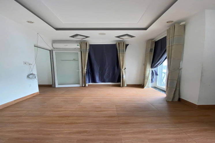 ‍♂️ CHỦ GỬI BÁN NHÀ 3 TẦNG KẸP KIỆT ÔTÔ 6m Nằm Ngay Cung Đường Biển Mang Tên Bác , Đẹp , Ngon Nhất