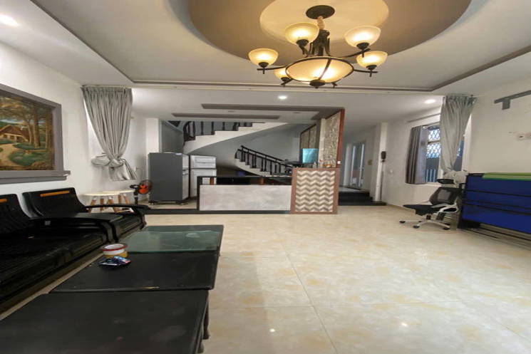 ‍♂️ CHỦ GỬI BÁN NHÀ 3 TẦNG KẸP KIỆT ÔTÔ 6m Nằm Ngay Cung Đường Biển Mang Tên Bác , Đẹp , Ngon Nhất