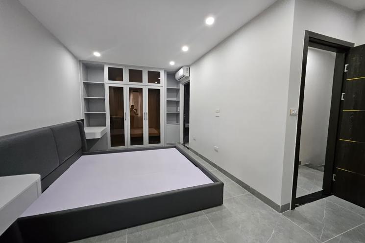 NHÀ MƠI FULL NỘI THẤT Phố Ngọc Lâm 40m2 X  6 tầng mặt tiền 4m, 8.3 tỷ Long Biên