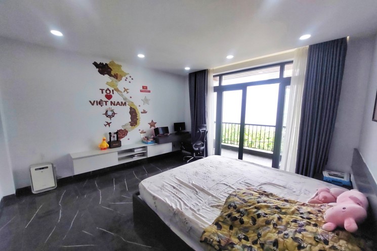 Bưng Ông Thoàn, Phú Hữu -  Nhà 4 tầng Hoàn công đủ, Nội thất đầy đủ, Xe hơi vào nhà, Giá 7,2 Tỷ