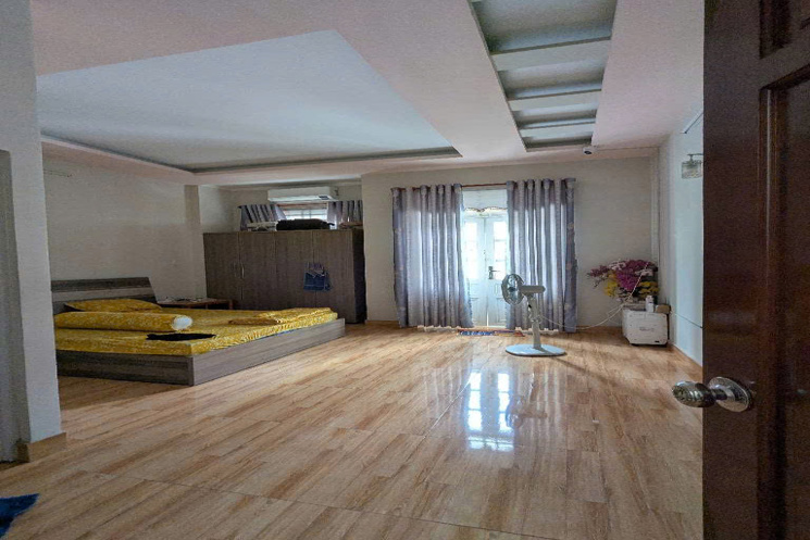 CHỦ BÁN NHÀ GẤP – GIẢM 200 TRIỆU – CHỈ CÒN 7,3 TỶ (CÒN TL)

 Nhà đẹp khu phân lô – Hẻm nhựa 8m – 1