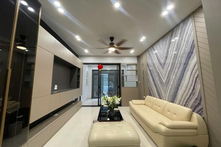 NHÀ MỚI ĐẸP FULL NỘI THẤT Bồ Đề 55m2 X 5 tầng mặt tiền 3.6m,12.5 tỷ Long Biên