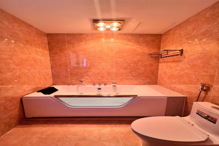 NHÀ ĐẸP MẶT PHỐ Bát Khối 60m2 X 8 tầng mặt tiền 5m, 20.5 tỷ Long Biên.KINH DOANH Ô TÔ QUA VÀO NHÀ