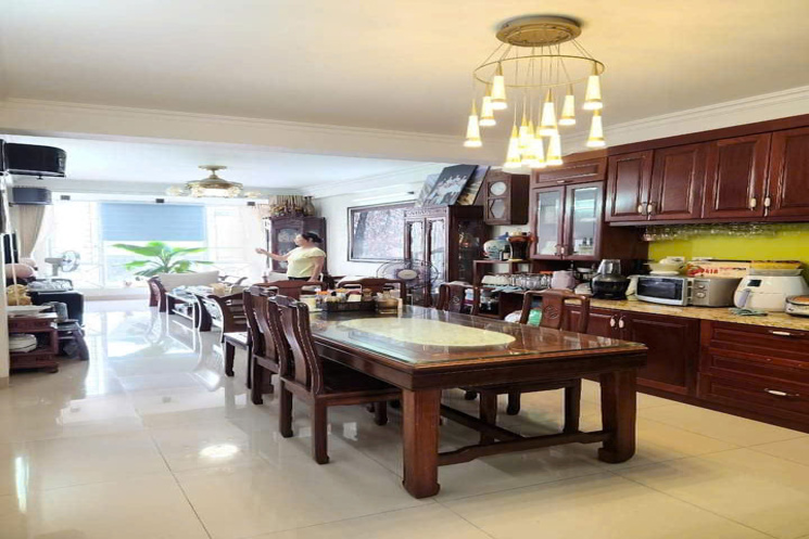 Kinh doanh đỉnh- Vỉa hè ô tô tránh, ngay chợ Lai Xá 68m2 - 5 tầng, giá 14.5 tỉ