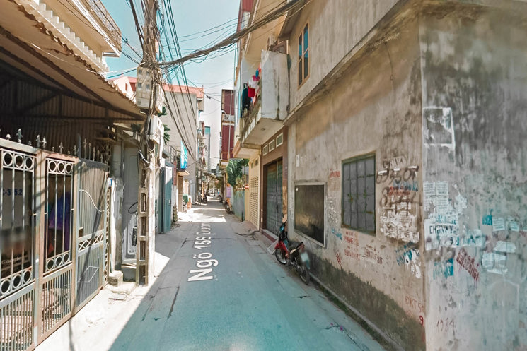 Bán nhà gấp Ngõ 156 Tam Trinh,Hoàng Mai - Diện tích 36m2 - Ôtô đỗ cửa cách 15m - Ngõ thông - Có sân