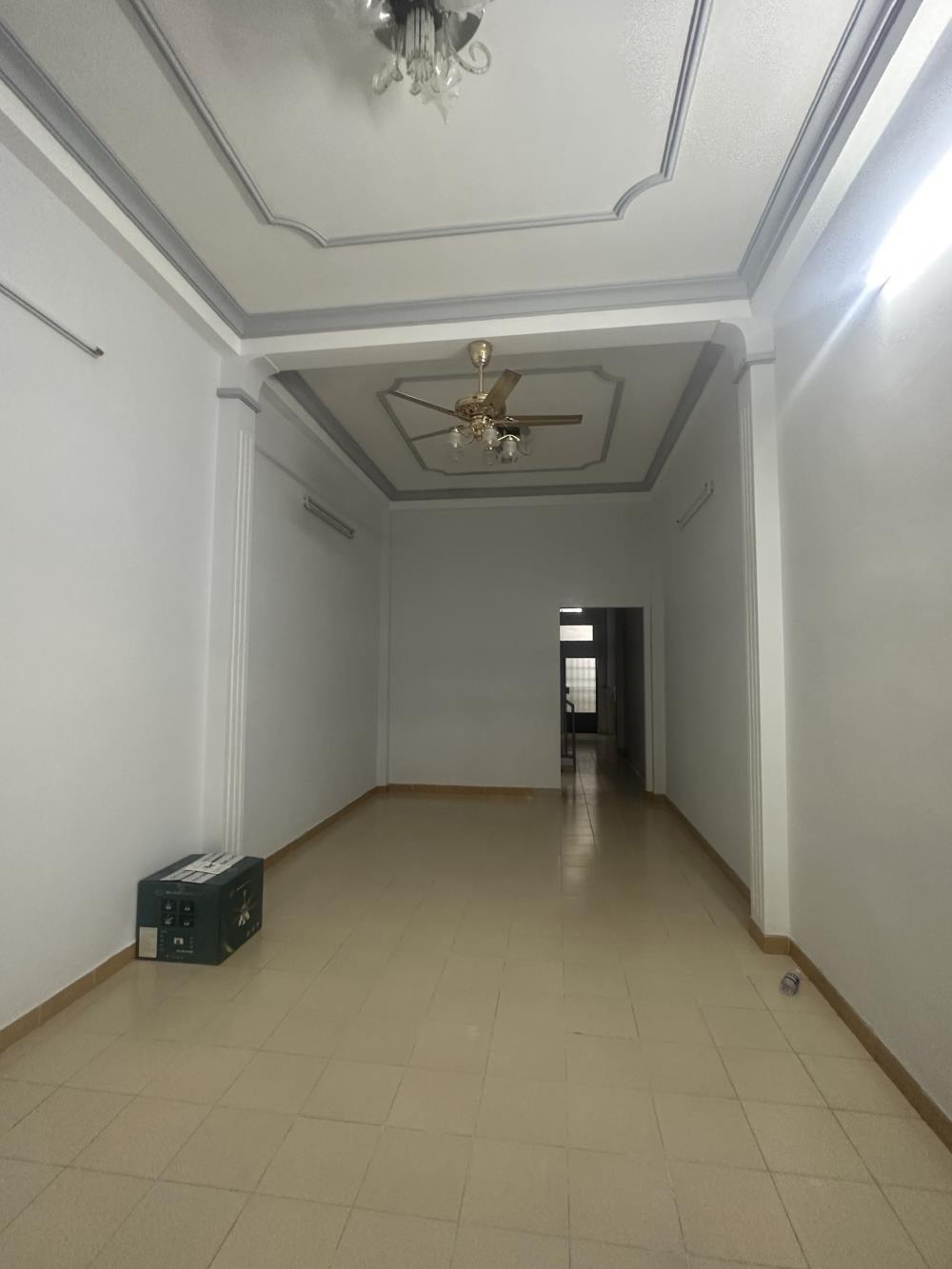 Cho Thuê Nhà Nguyên Căn Quận 10 - Vị Trí Đắc Địa, Thích Hợp Kinh Doanh