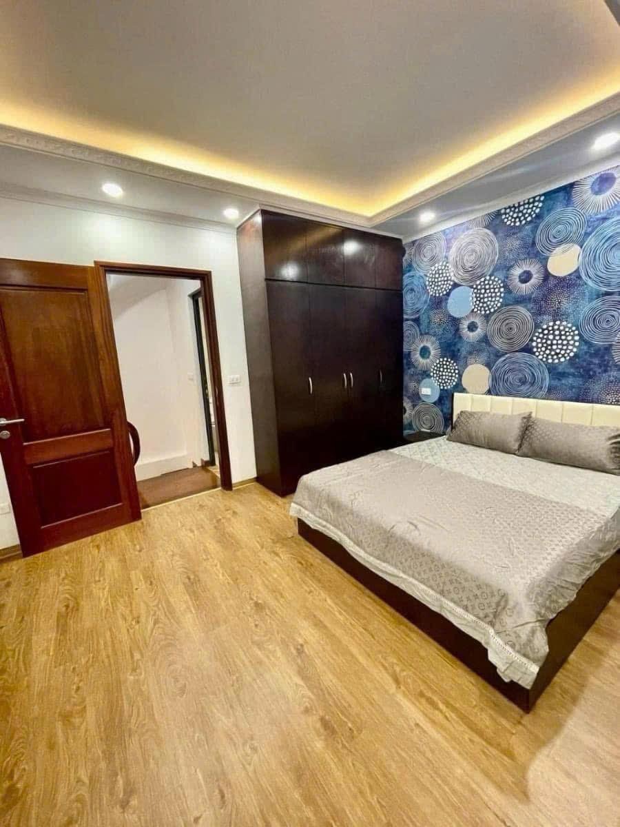 Bán nhà Pháo Đài Láng, 50m ra phố, 33m2, 5 tầng, 8.4 tỷ - Thiết kế hiện đại