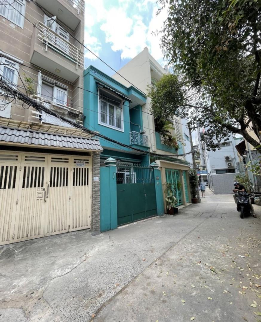 Nhà hẻm xe hơi, 9 tỷ - Lê Lai, Gò Vấp, gần BV 175