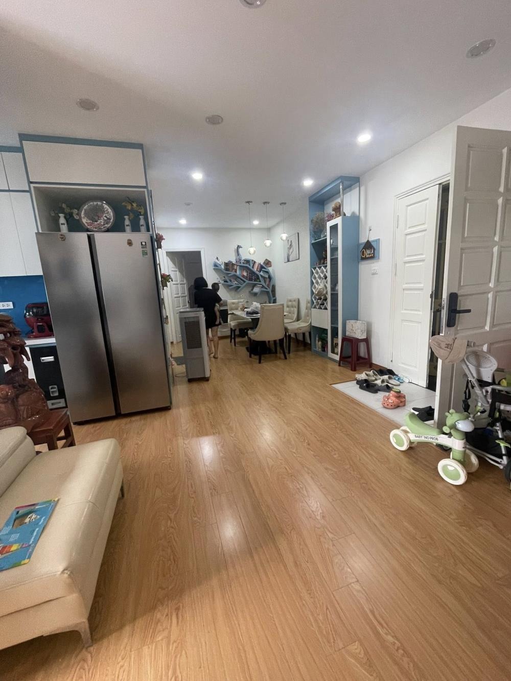Chung Cư Cảnh Sát 113 Yên Hòa - 94m² 3PN Full Nội Thất - Giá 7.55 Tỷ