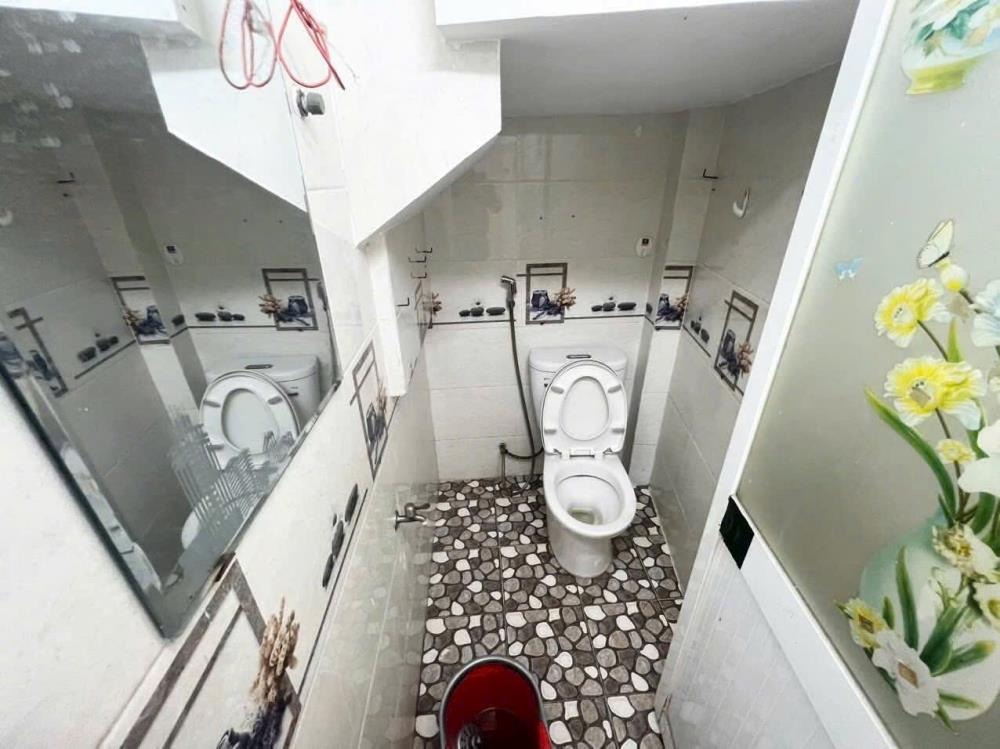 Nhà Nguyên Căn Bình Tân - Cho Thuê 7.5tr/tháng - Vị Trí Đắc Địa