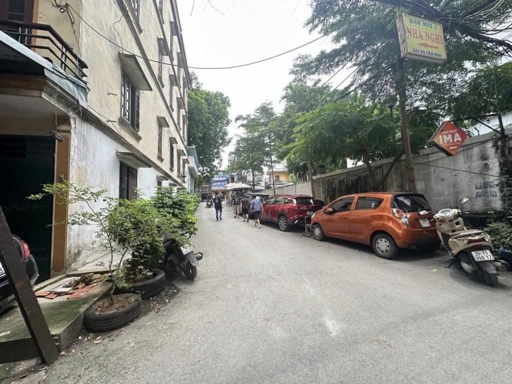 Bán nhà phân lô 649 Kim Mã - 70m2, 6 tầng, thang máy, 2 mặt ngõ, ô tô tránh nhau