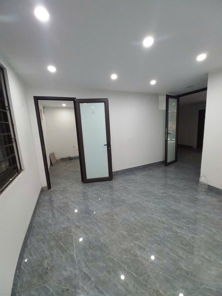 Bán nhà phân lô 649 Kim Mã - 70m2, 6 tầng, thang máy, 2 mặt ngõ, ô tô tránh nhau