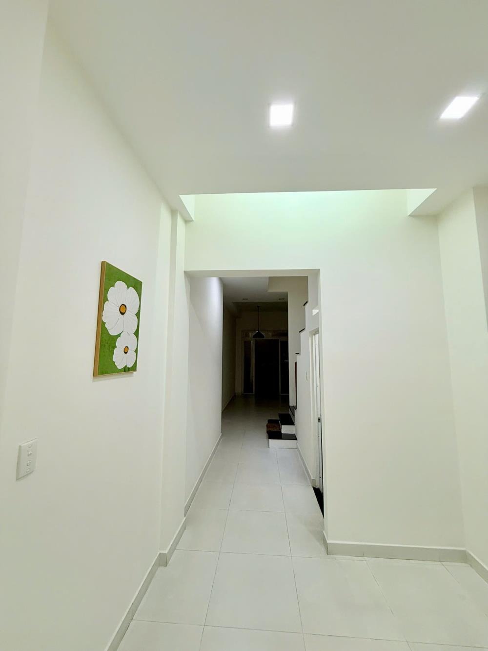 Cho Thuê Nhà Nguyên Căn Phú Nhuận - 24 triệu/tháng - Hẻm Xe Hơi